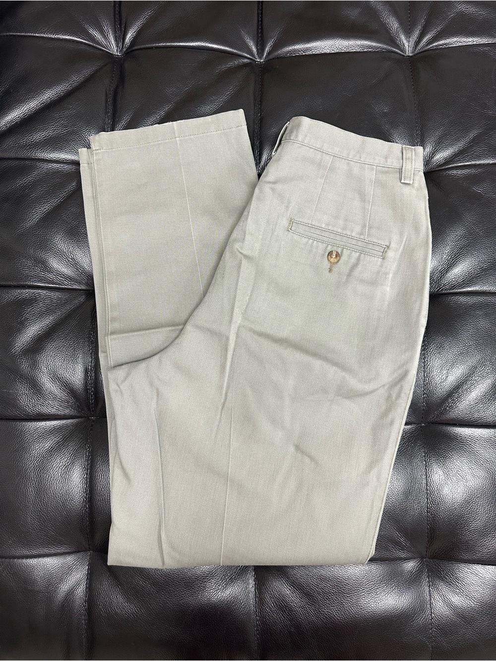 Eddie Bauer Pleated Light Khaki Dress Pants